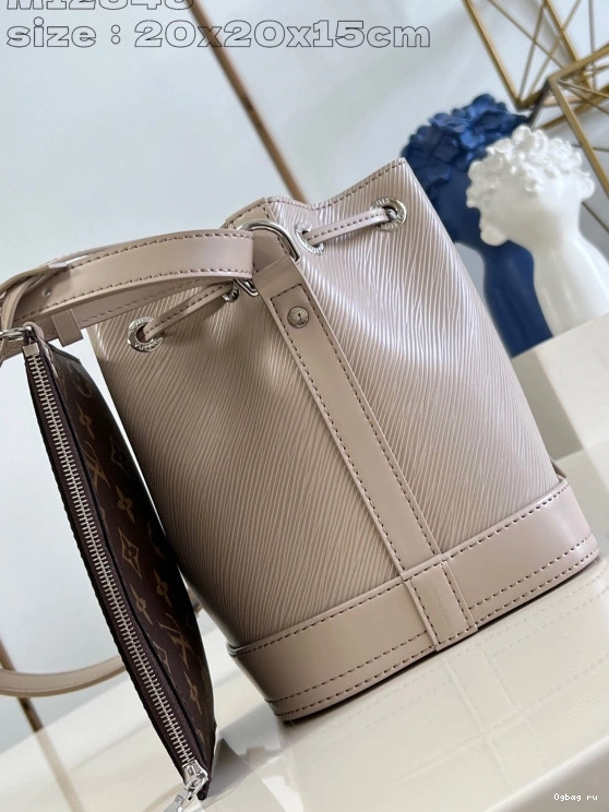 LOUIS NÉONOÉ VUITTON BB-20*20*15cm 0724